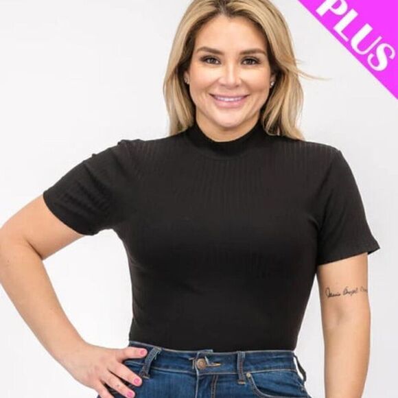 Plus‎ size ribbed short sleeve bodysuit - Picture 1 of 5